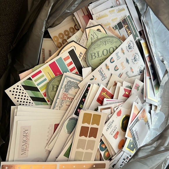 Massive personal size planner clean out. - Picture 14 of 14